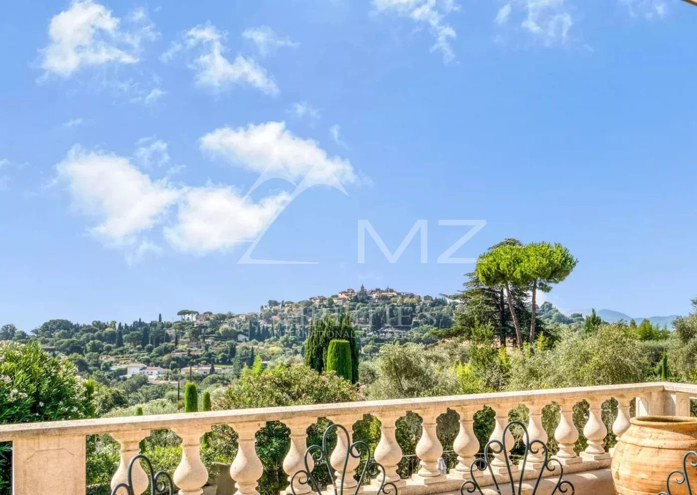 Mougins Vue Panoramique