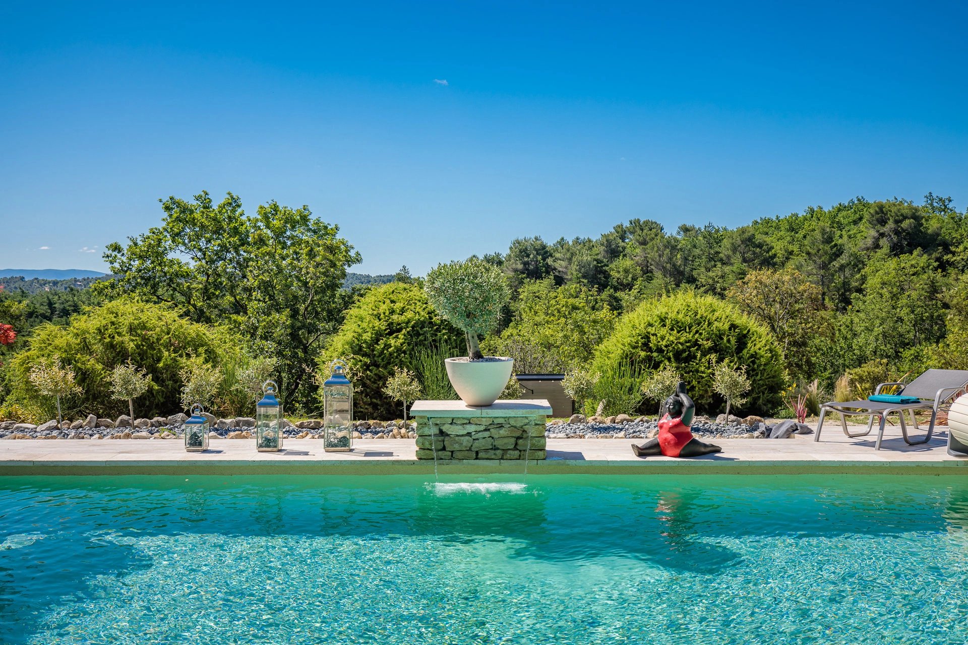 Proche Gordes - Belle bastide avec piscine chauffée