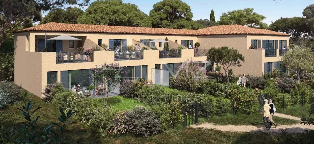 CHARMING HOUSE - WALKING DISTANCE FROM THE BEACH - GRIMAUD