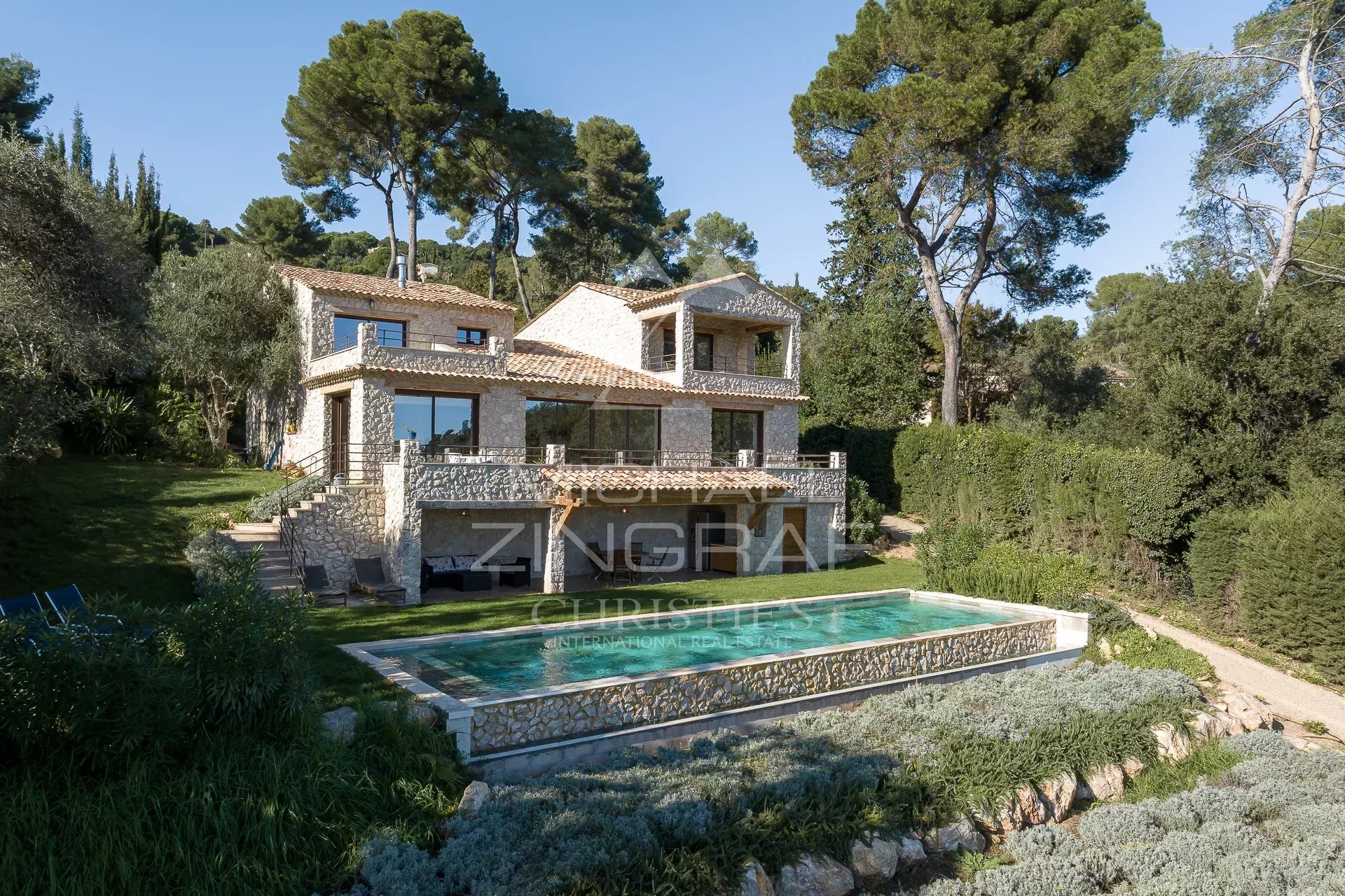 Saint-Paul de Vence - Magnifique propriété entièrement rénovée