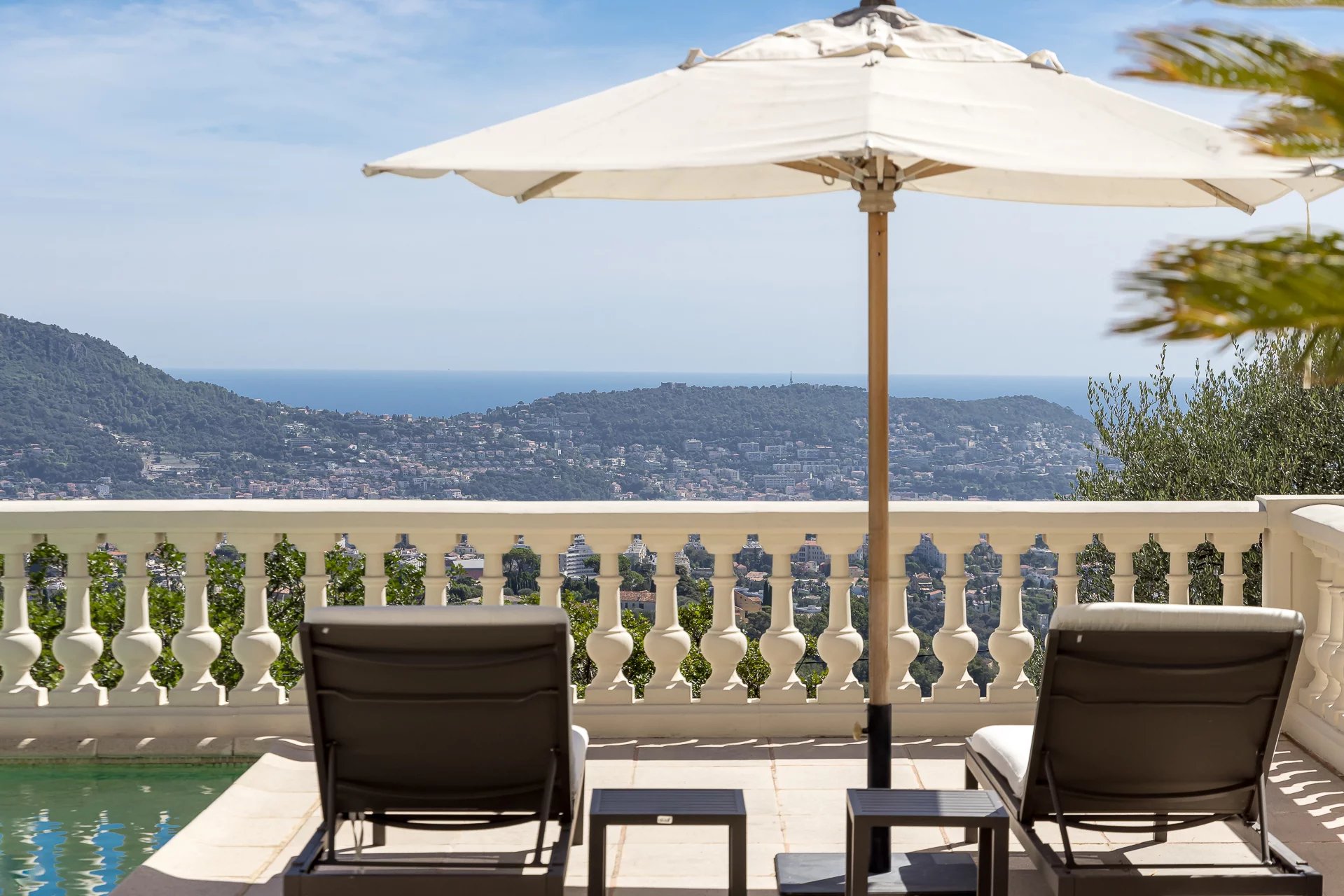 CHARMANTE VILLA AVEC PISCINE ET VUE MER SPLENDIDE