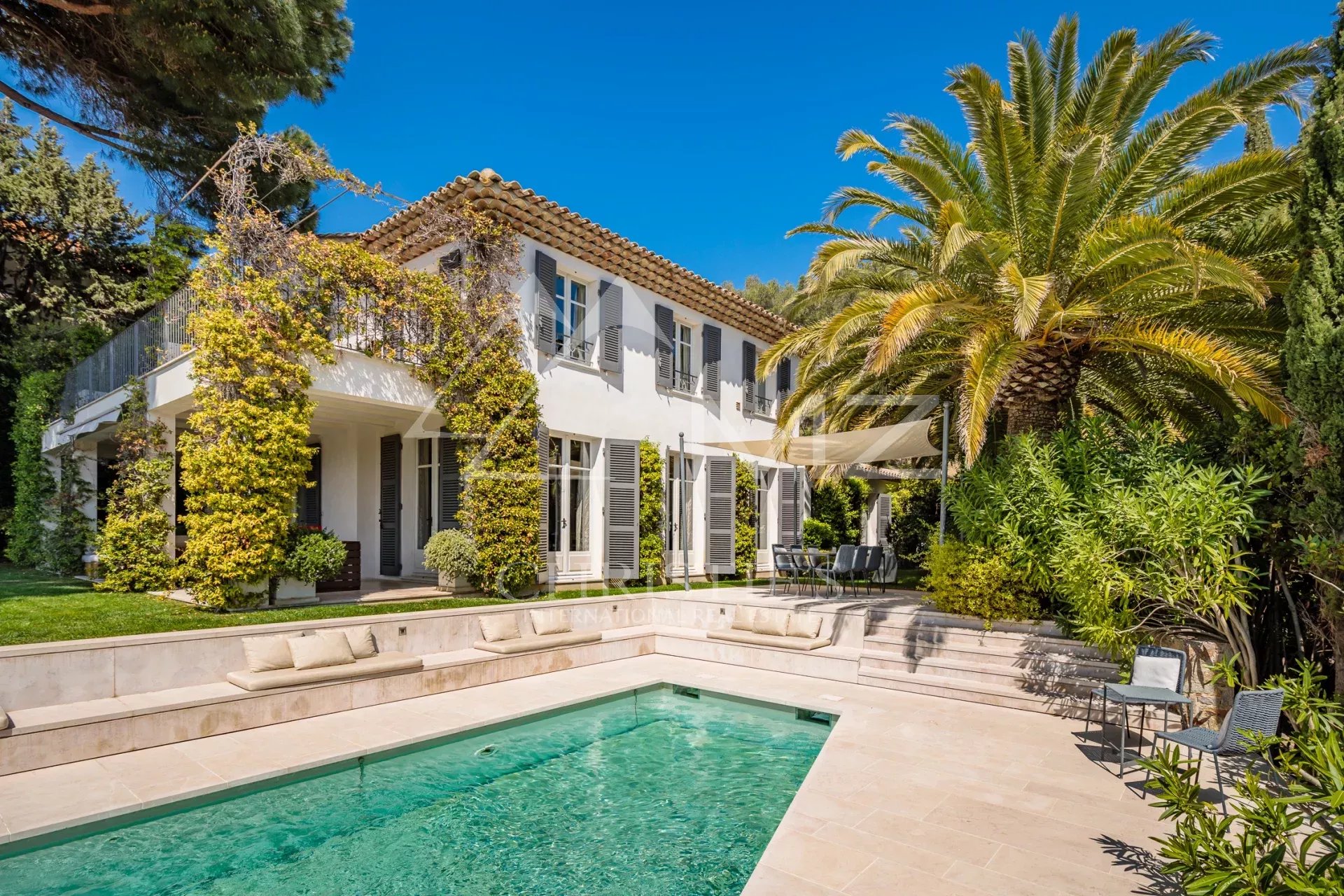 Saint-Tropez - Centre - Sublime villa contemporaine