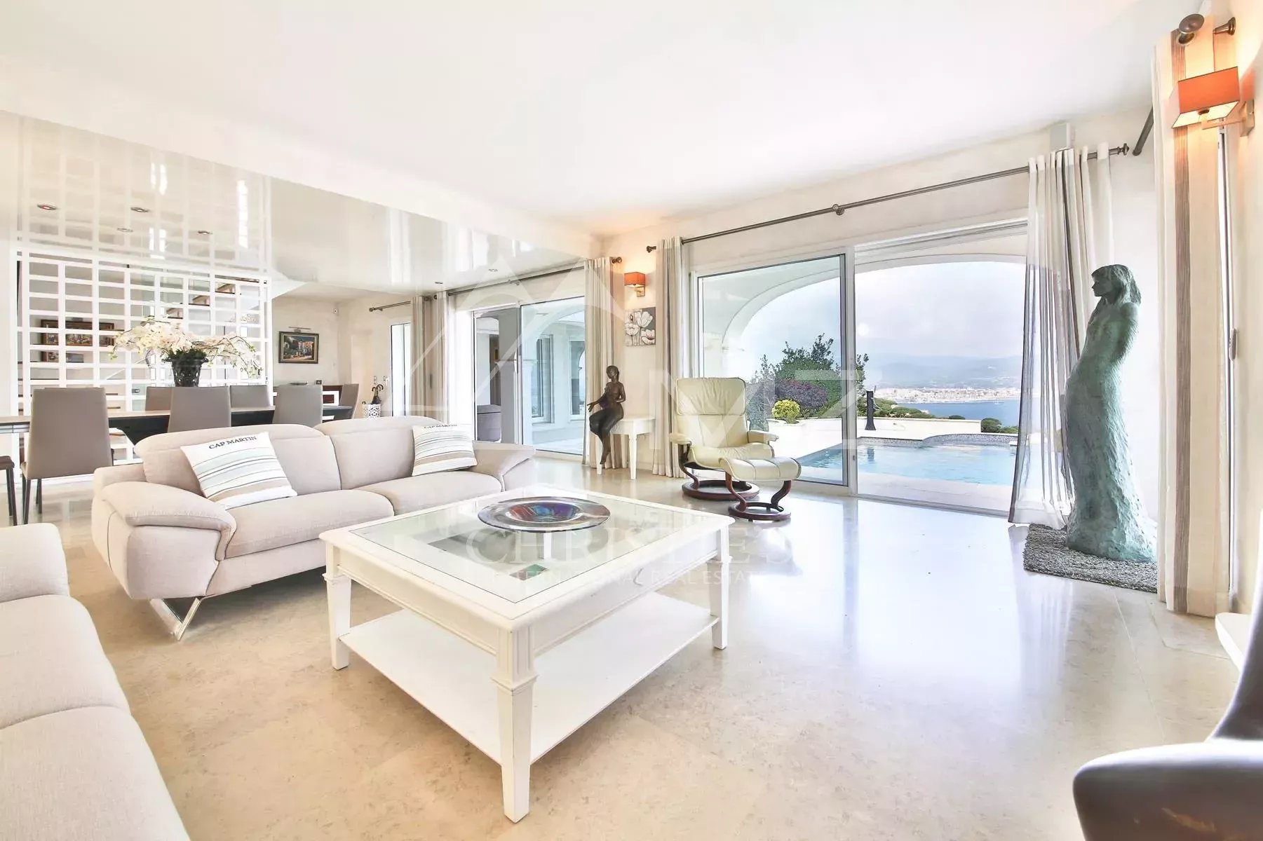 Near Saint-Tropez - House with incredible sea view