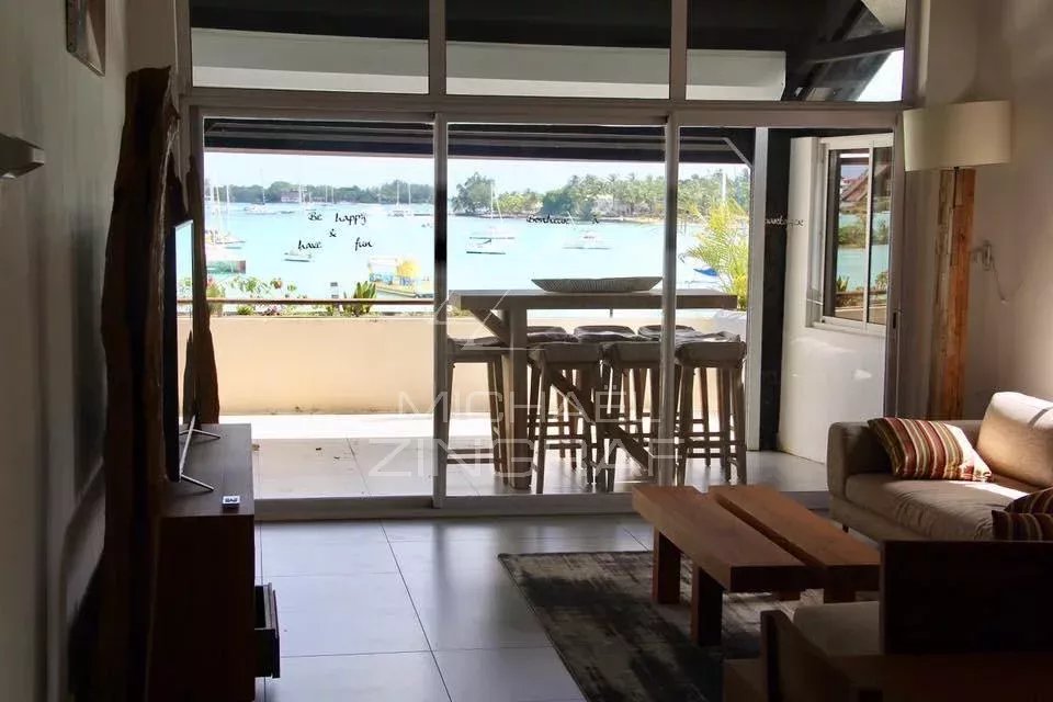 Penthouse au cœur de Grand Baie avec vue imprenable sur la baie.