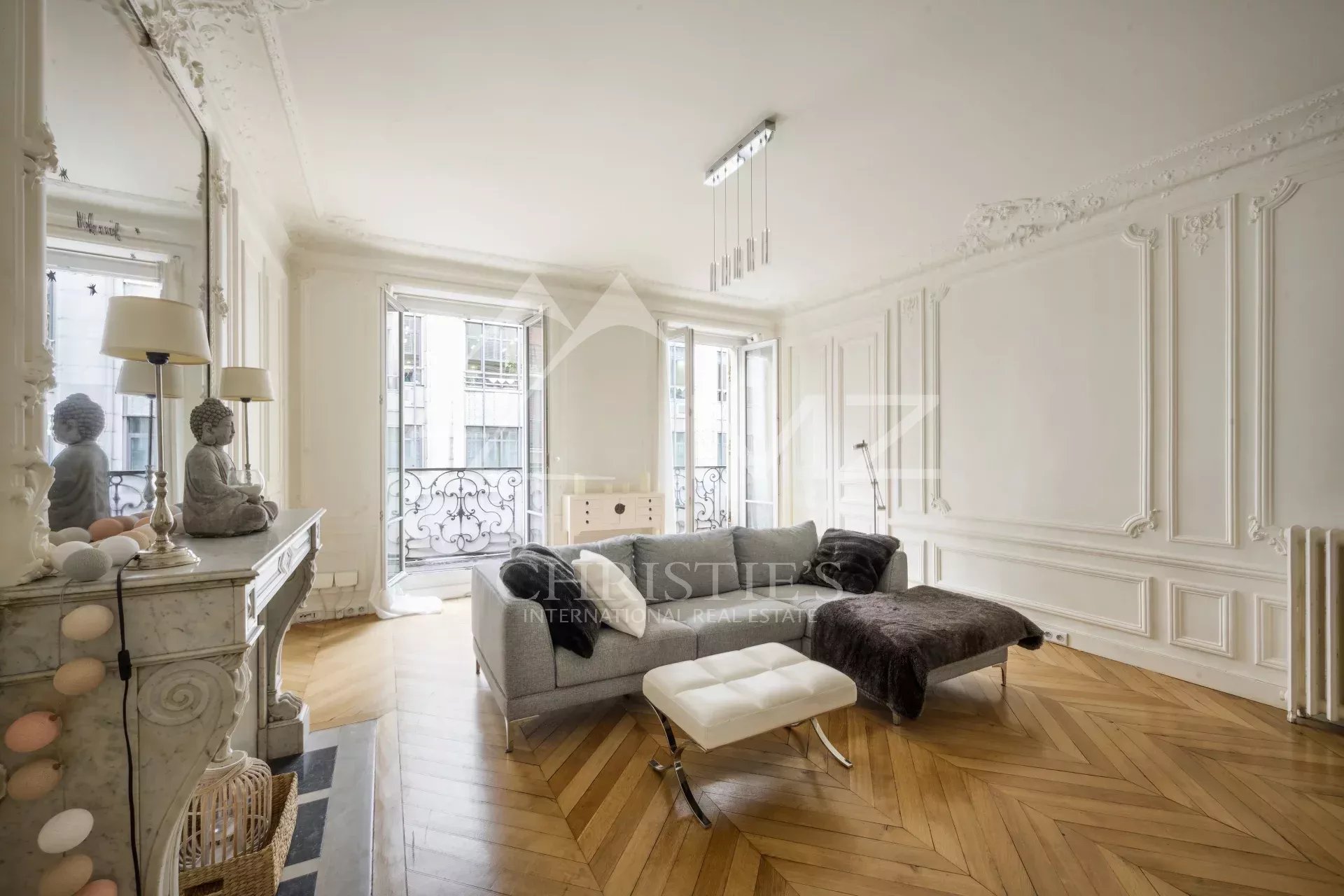 Appartement Haussmannien d’exception de 122 m² - entre Saint-Honoré et Champs-Élysées - Paris 8