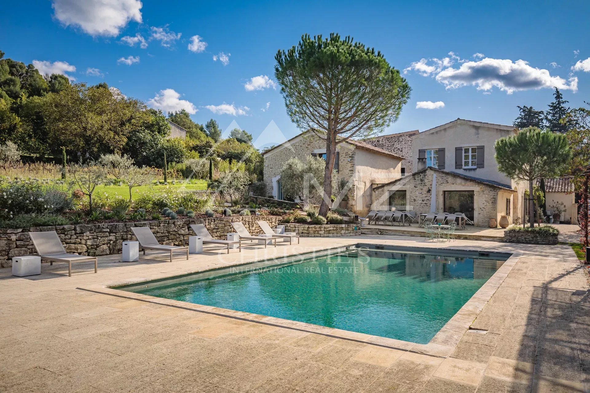 Luberon - Authentic restored hamlet house