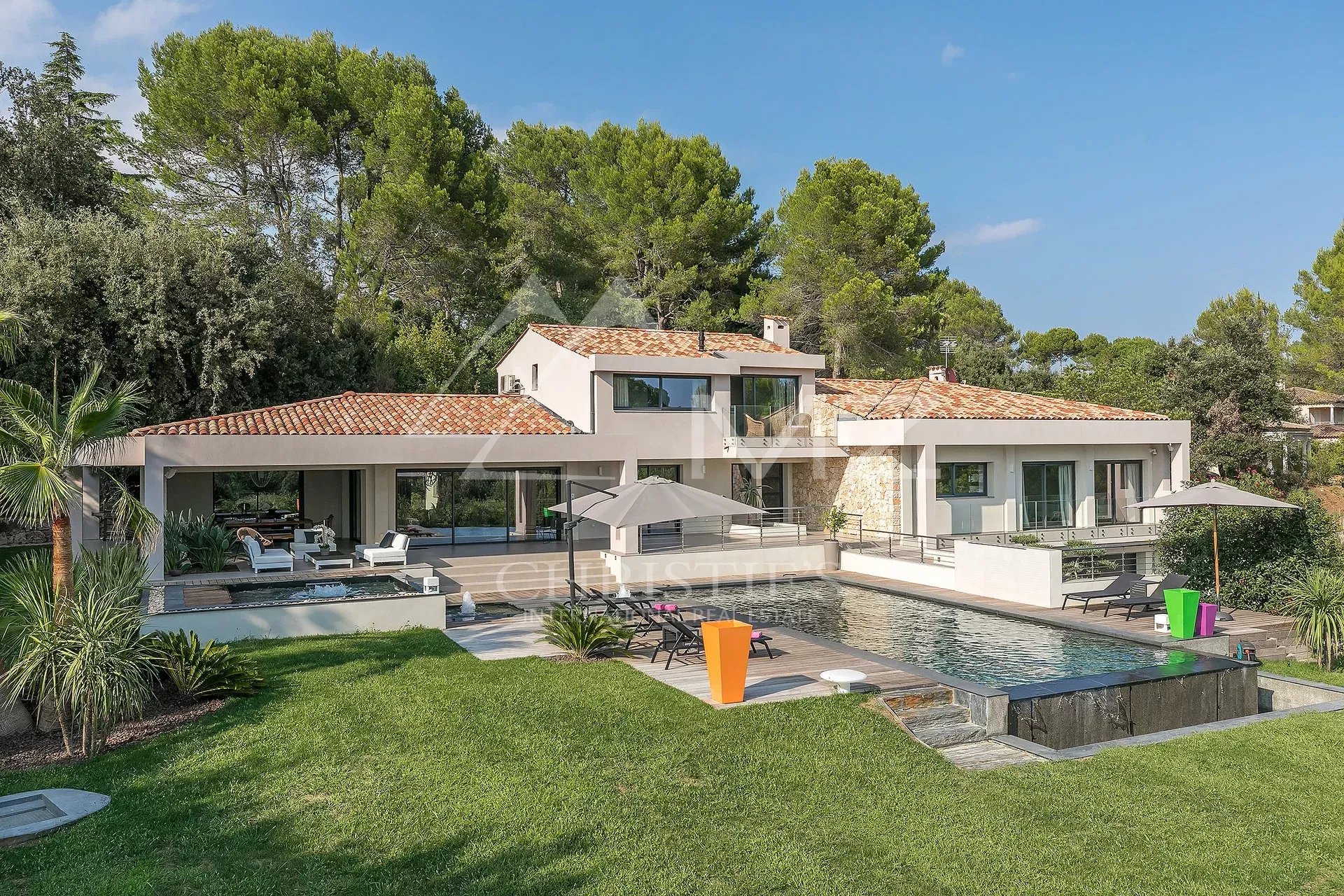 Valbonne - New contemporary villa