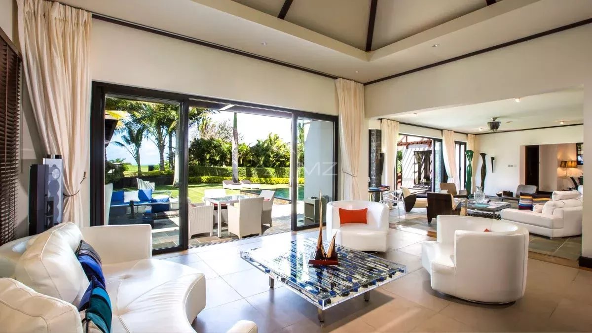 Mauritius - Beachfront Villa - Beau Champ