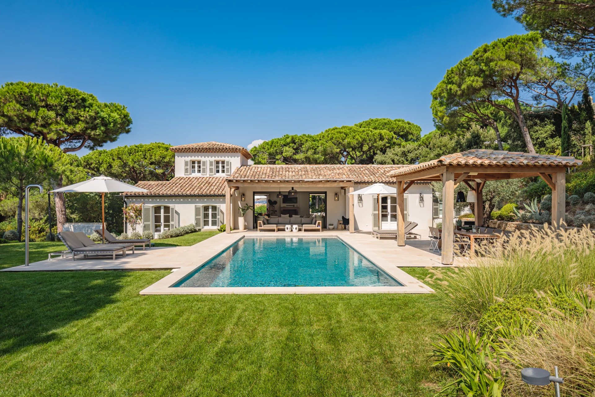 Saint Tropez , Les Parcs - Superbe villa contemporaine