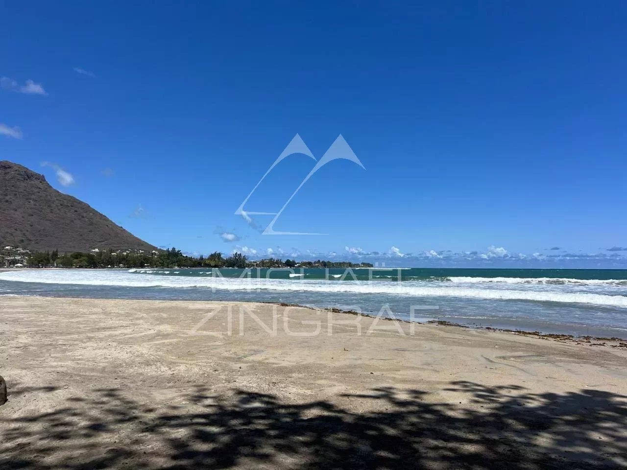 2-Zimmer-Wohnung direkt am Strand in Tamarin