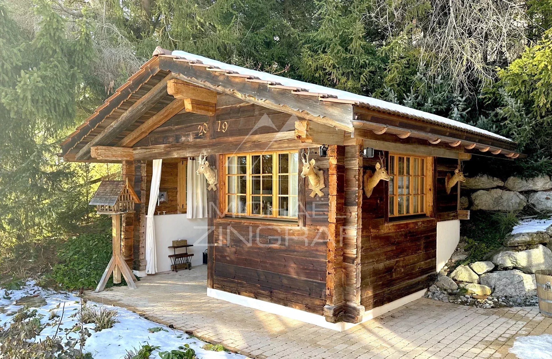 Charming family chalet to rent in Schönried