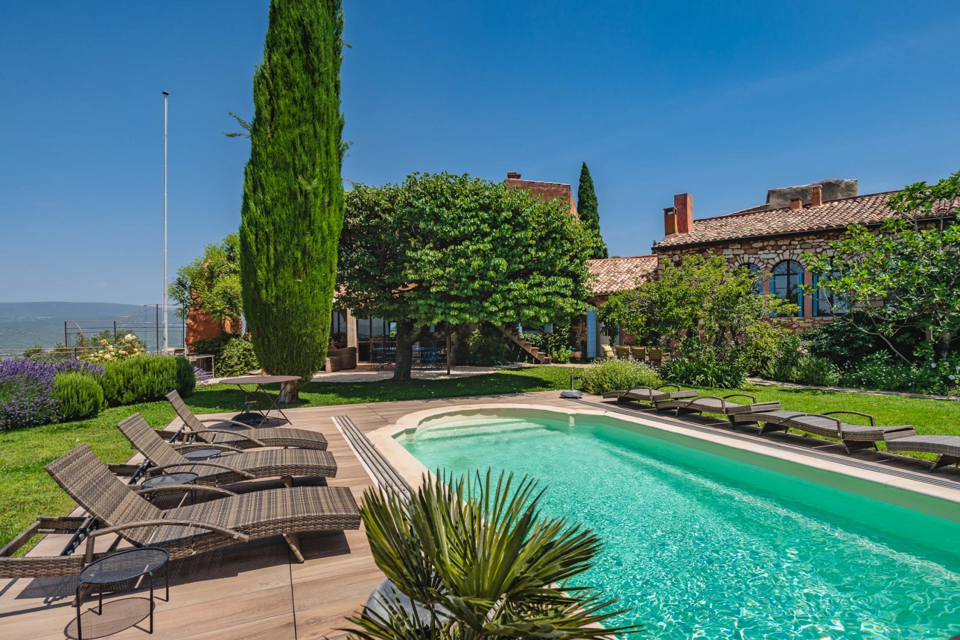 Roussillon - Superbe maison de village avec vue panoramique