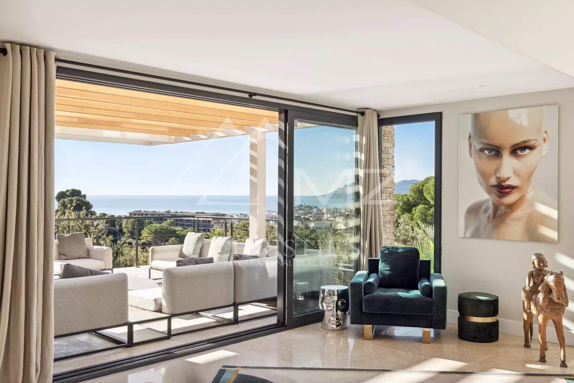 Heights of Cannes - Contemporary villa