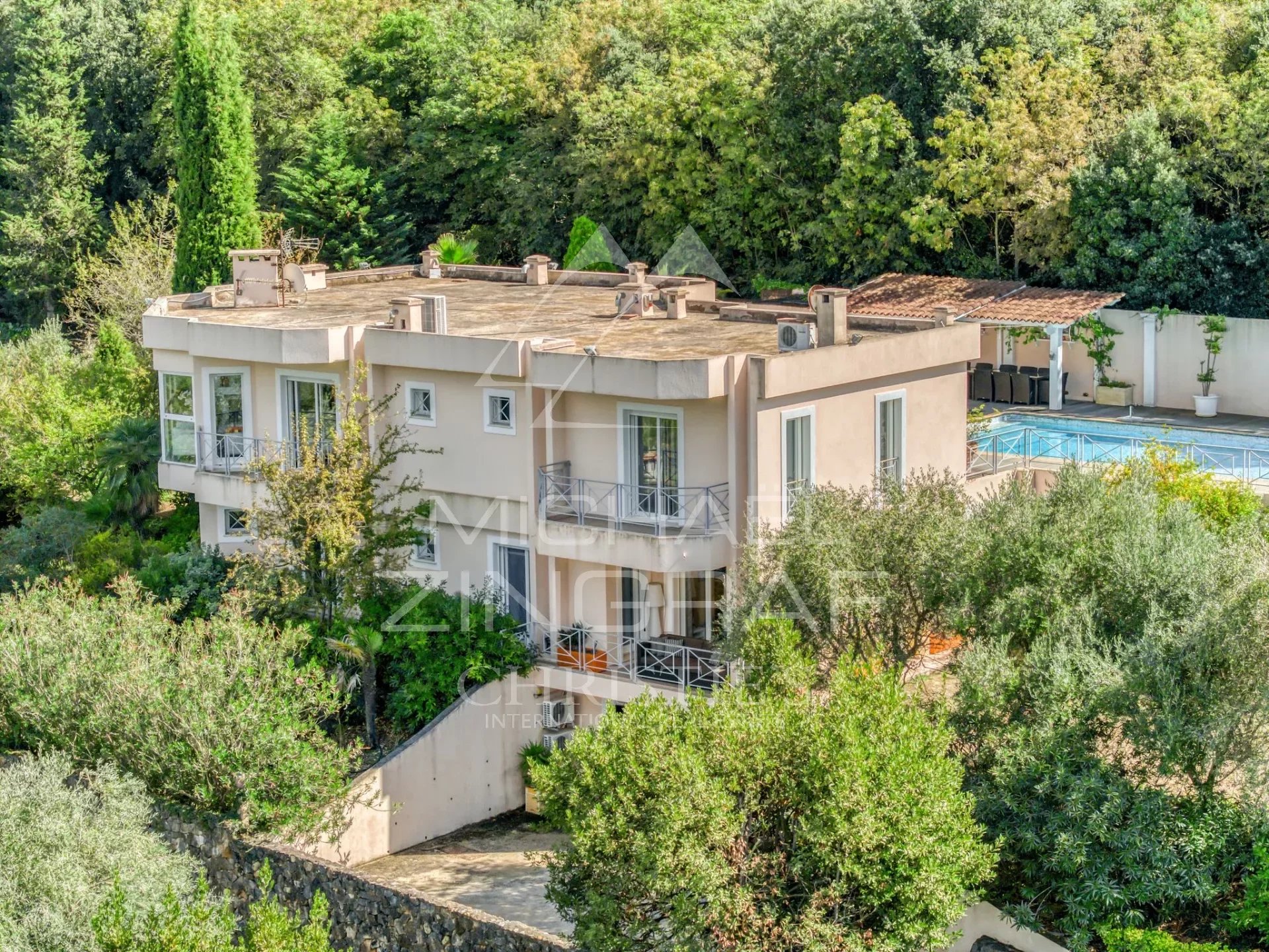 Vinaigrier - Villa d'Exception avec Piscine et Vue Panoramique