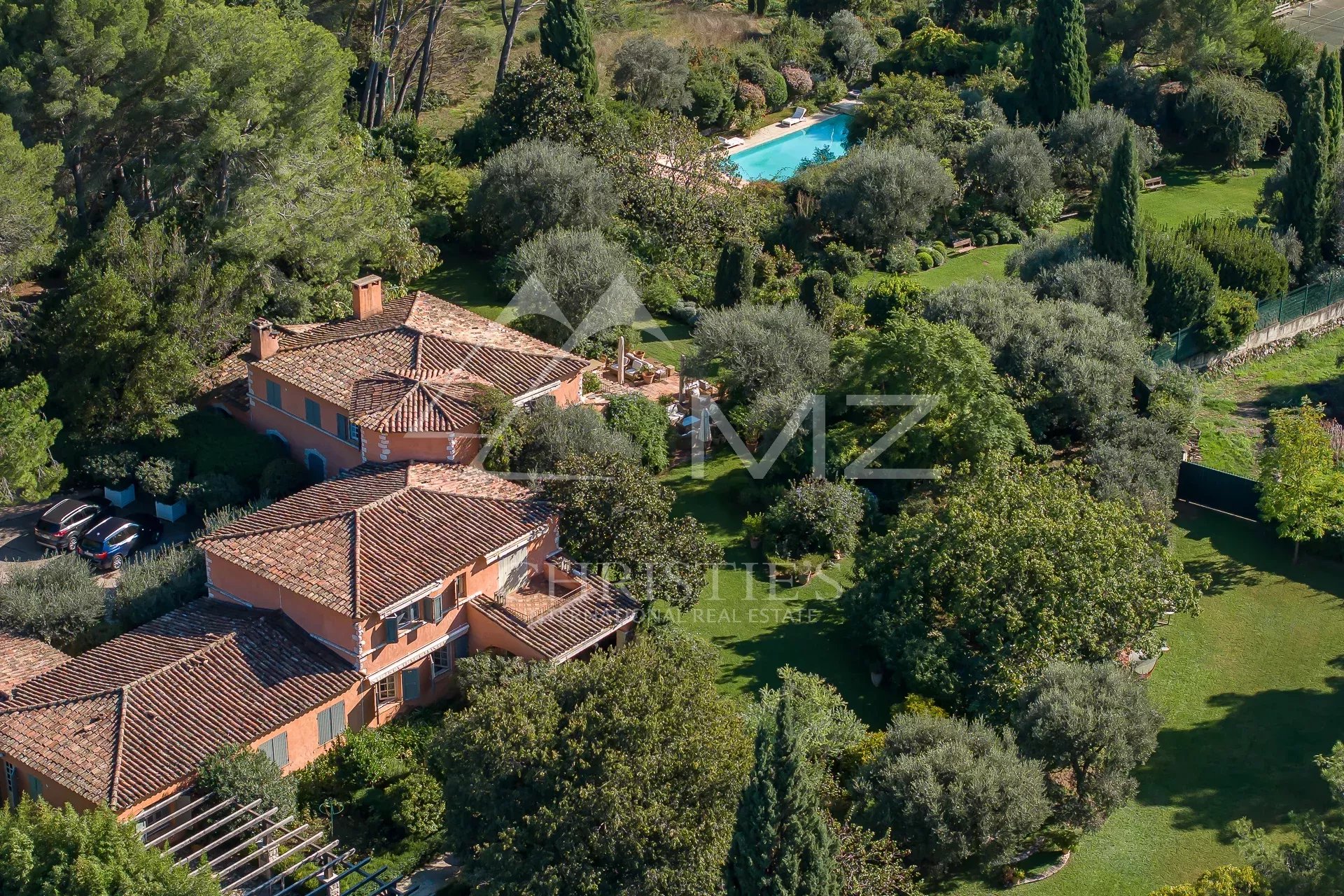 Mougins residential - Rare charming property - Sole Agent