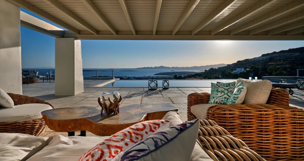 Villa premium près d'Alyki avec vue imprenable sur la mer et Antiparos