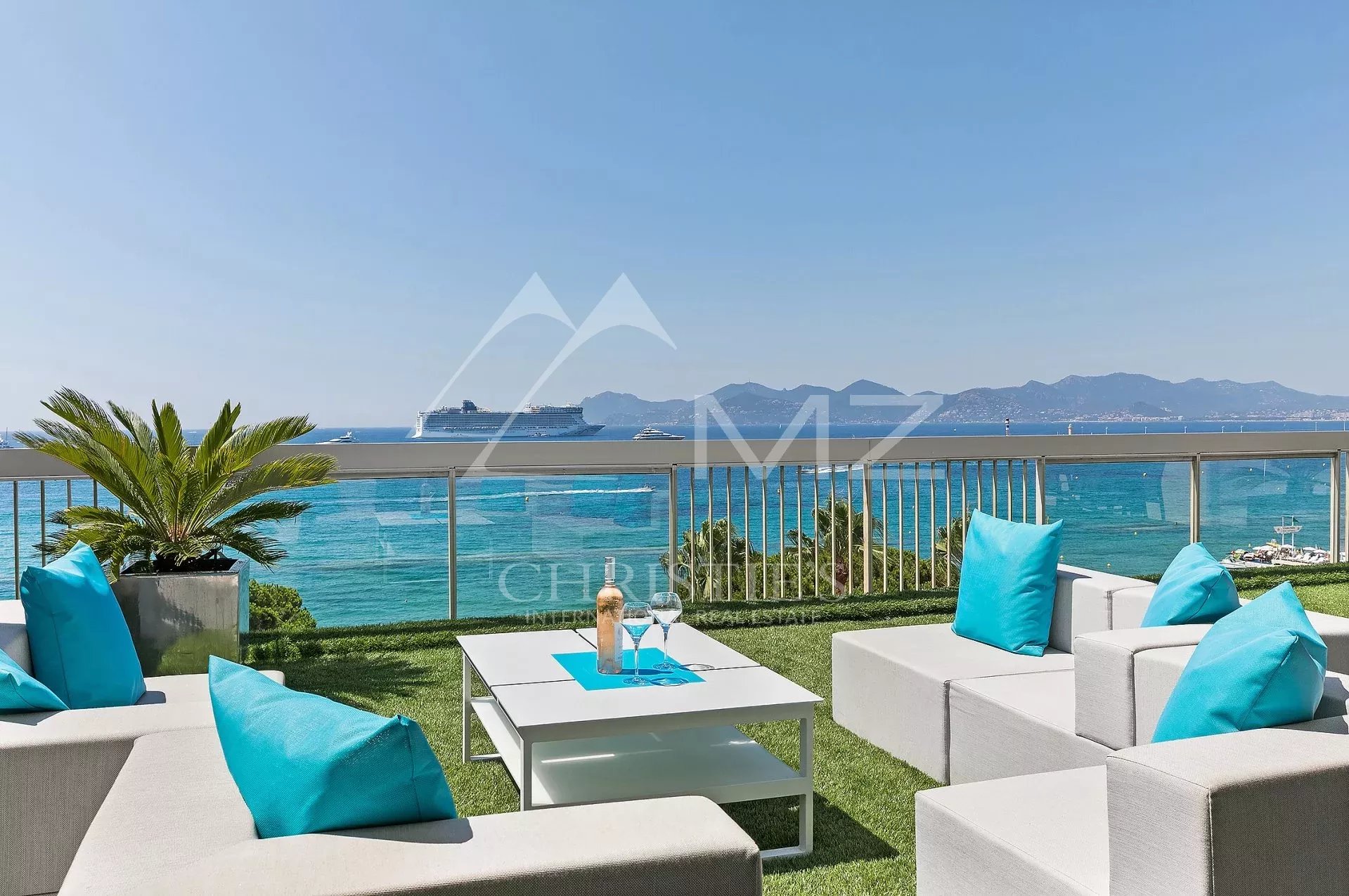 Cannes - Croisette - Magnifique penthouse