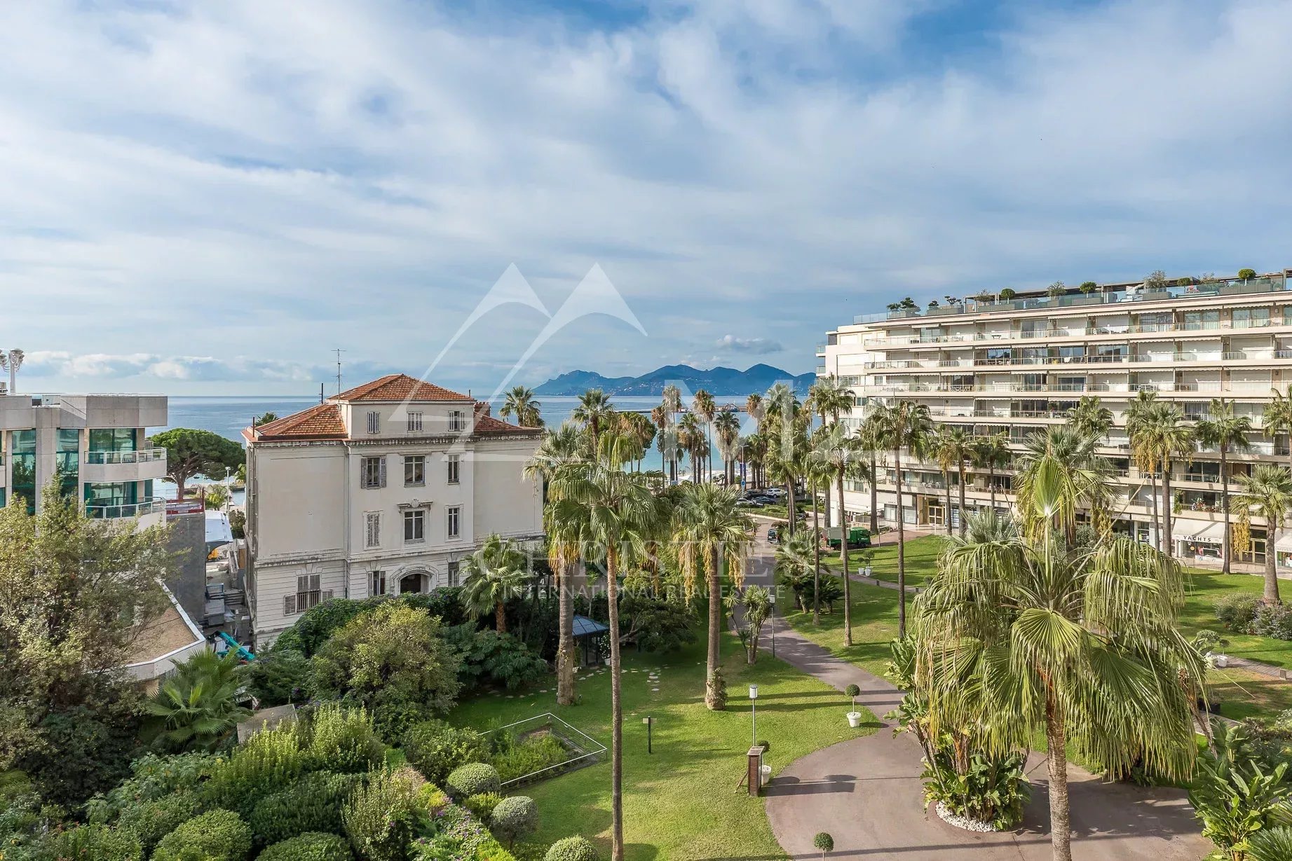 Schöne bürgerliche Wohnung Zentrum Cannes