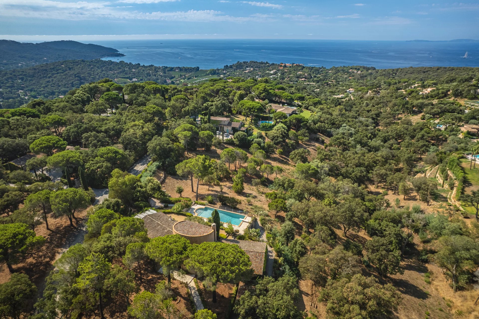 Sublime Villa provençale - Gigaro avec belle vue mer