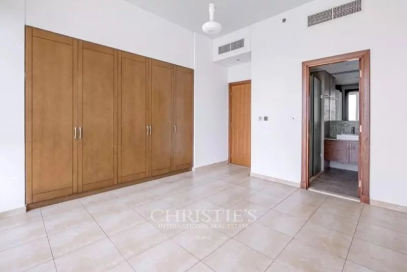 Spacious 3bed + m with Sea View |Type B | Rented