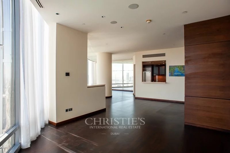 Stunning Full Fountain Views|High Floor|Tenanted