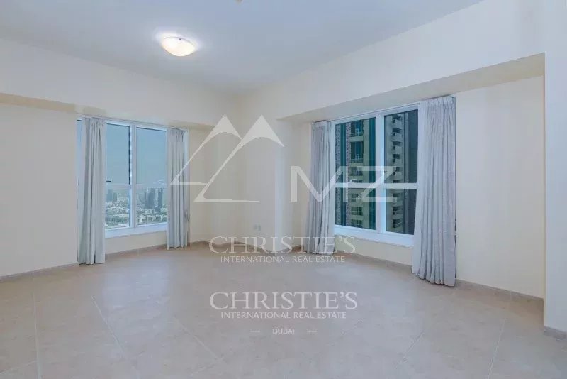 High-Floor|Partial Sea Views|Great Layout | Vacant