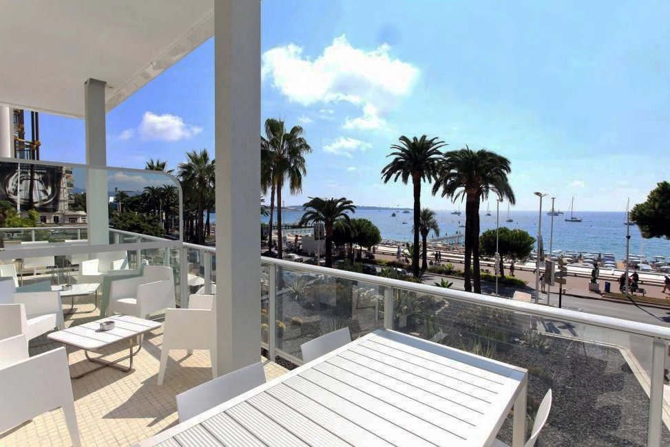 Cannes - Croisette - Somptueux appartement