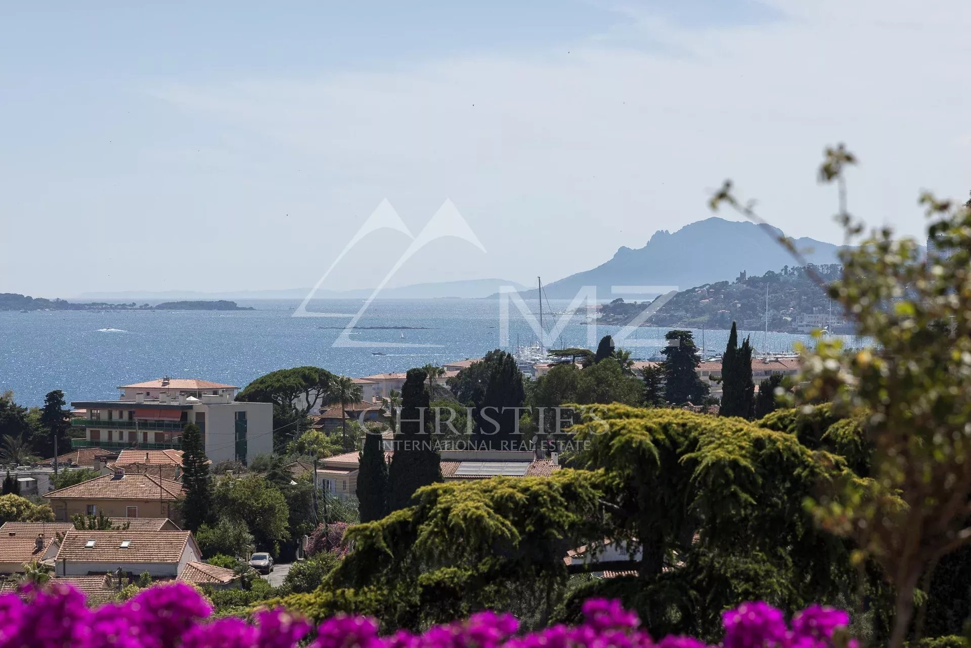 Proche Cannes - Antibes - Vue mer panoramique