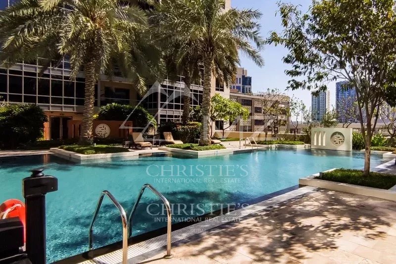 Full Burj Khalifa Views | Upgraded Kitchen | 2 bed