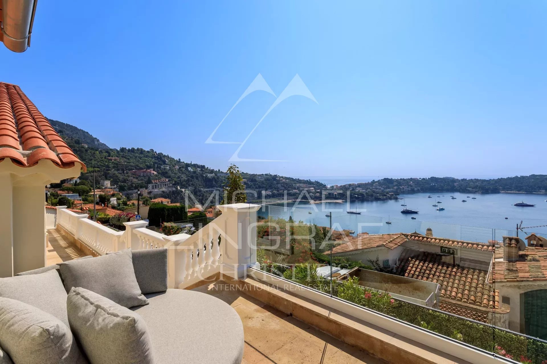 SUPERBE VILLA VILLEFRANCHE SUR MER.