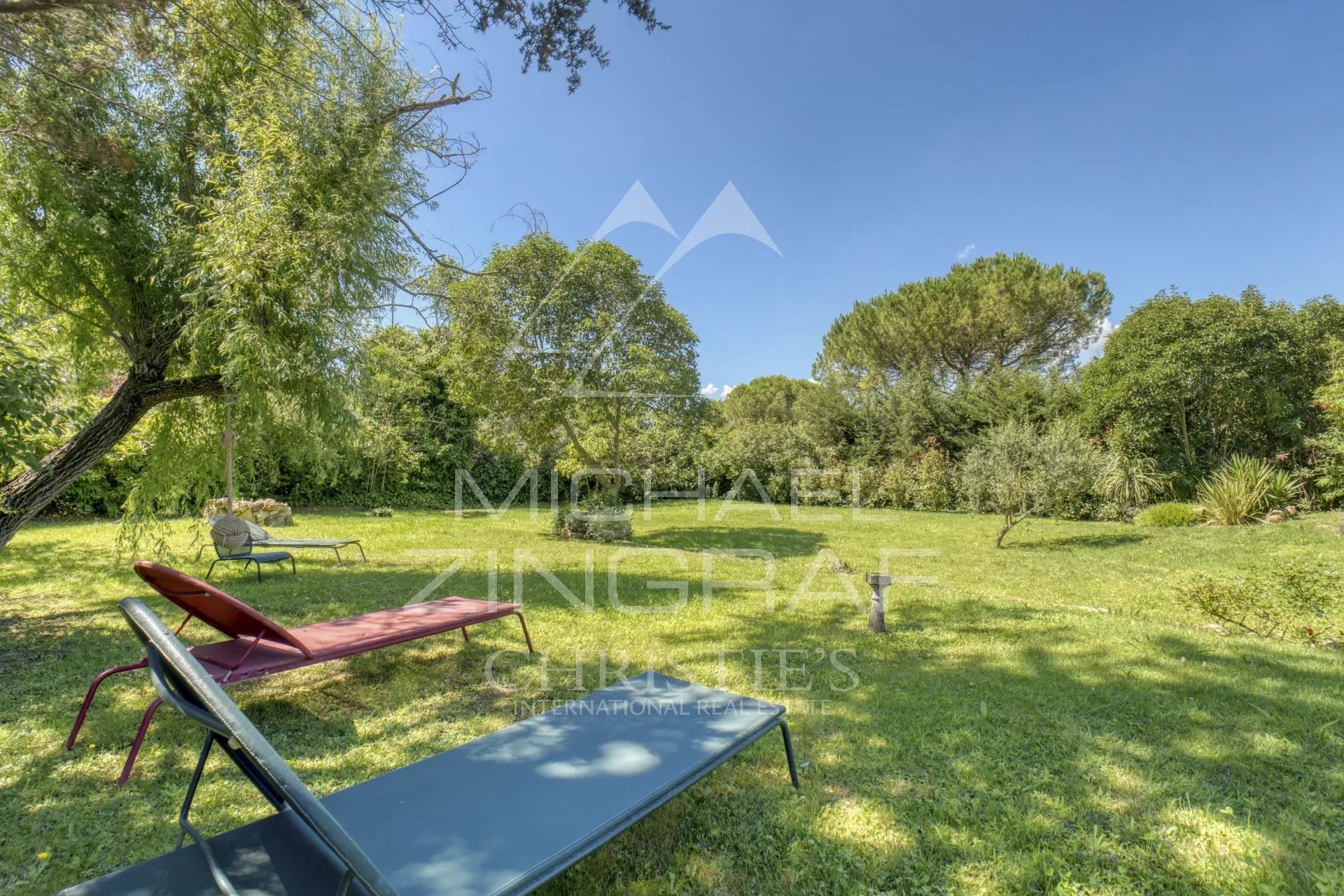 Valbonne - Walking distance from the village - 4/5 bedrooms