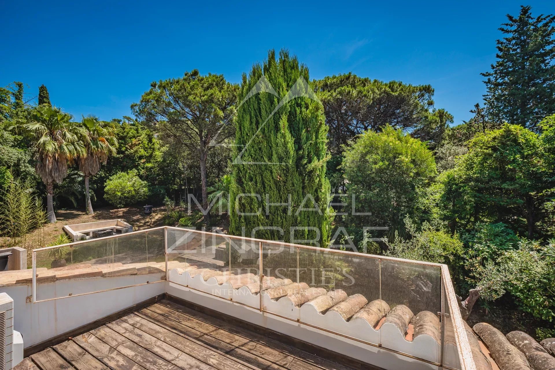 Magnifique Villa Provençale avec Piscine et Vue Imprenable