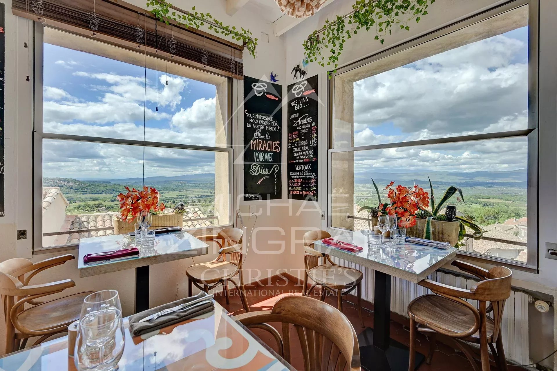 Hôtel Restaurant - Vue panoramique exceptionnelle au coeur du Luberon