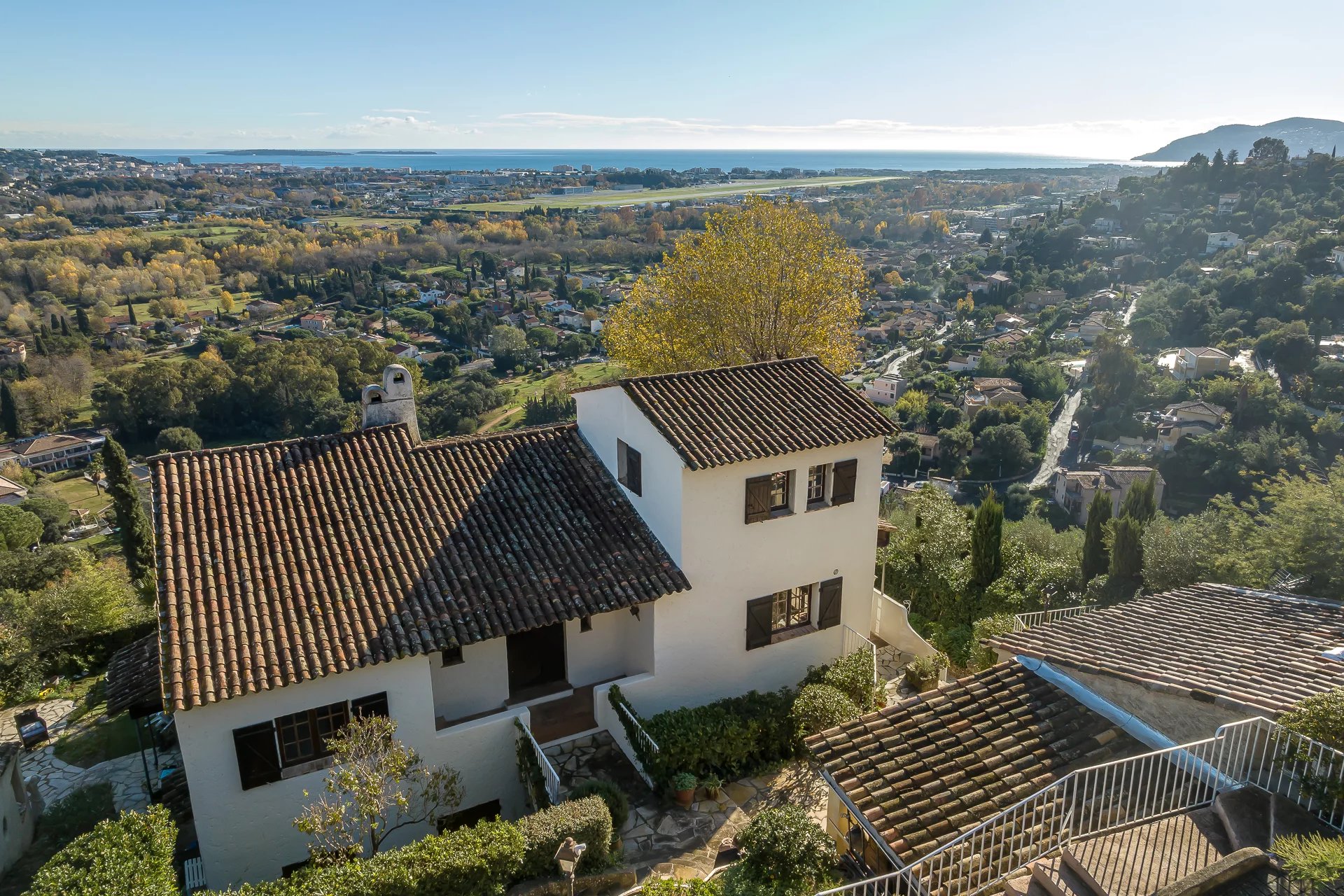 Mandelieu-La-Napoule - Maison familiale avec vue mer