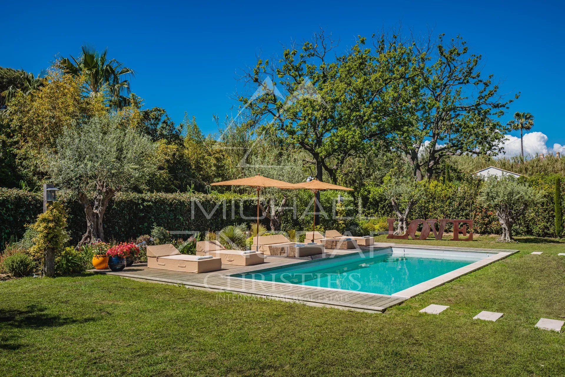 Saint-Tropez -  New villa close to the center and the beach