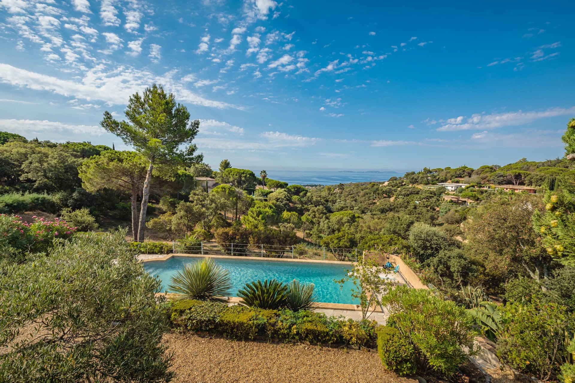 Sublime Villa provençale - Gigaro avec belle vue mer