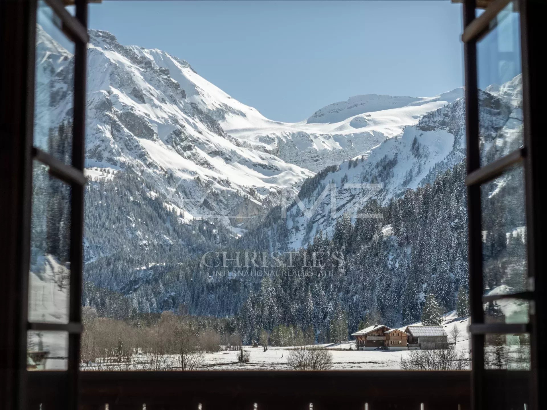 Chalet élégant en location saisonnière à Lauenen