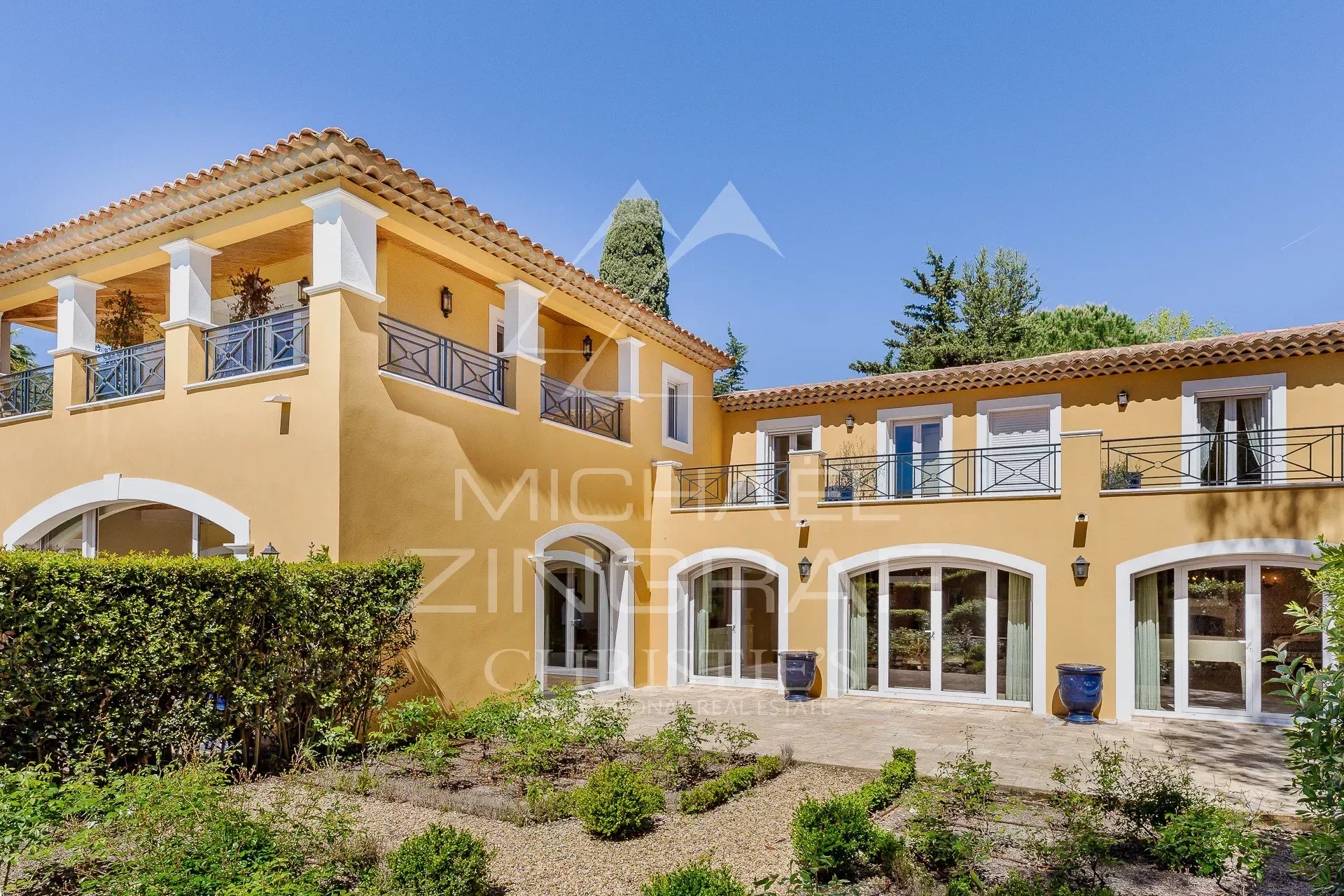 exceptional property in the heart of Cap d'Antibes - walking distance Keller beach