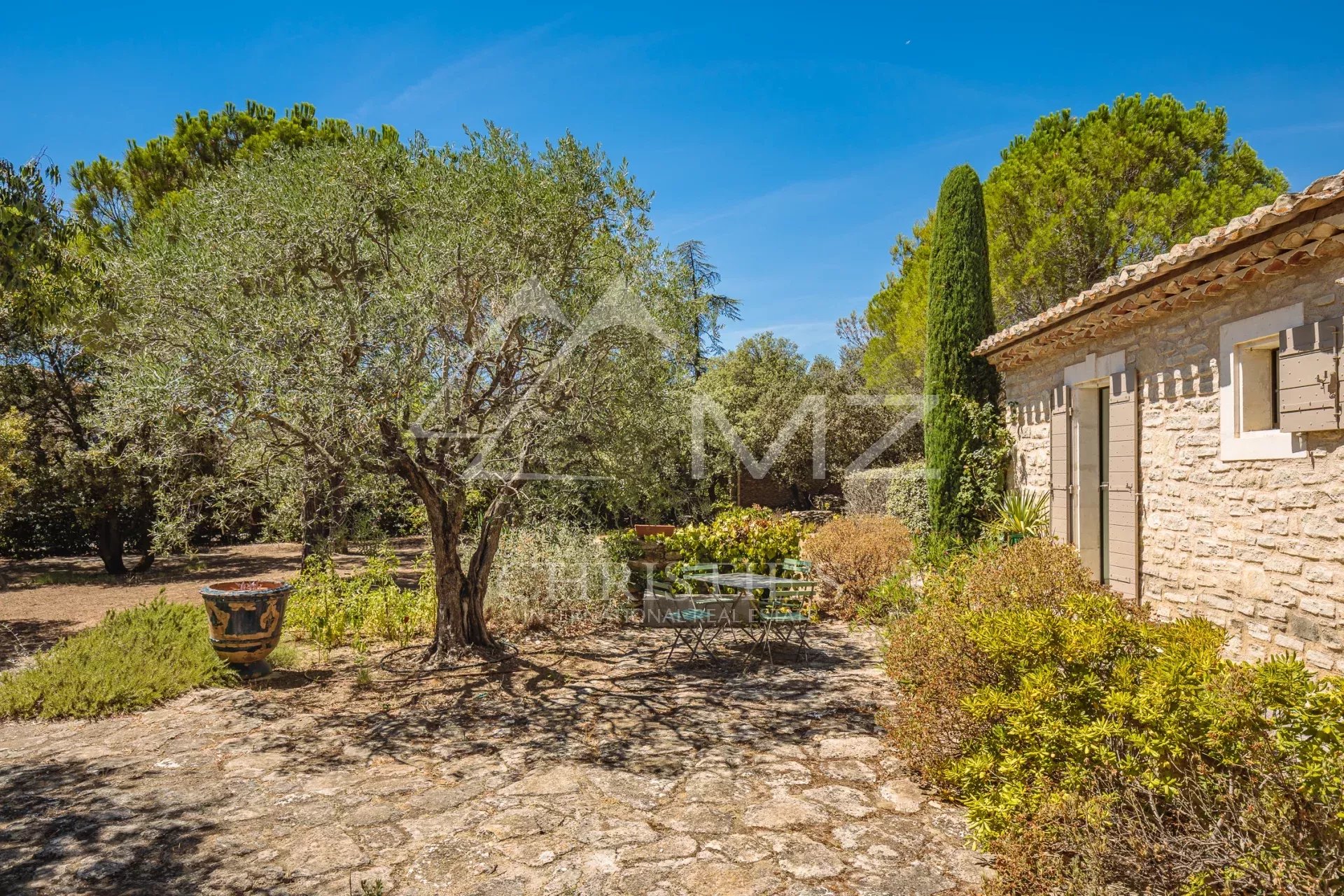 Close to Gordes - Lovely stone built holiday house