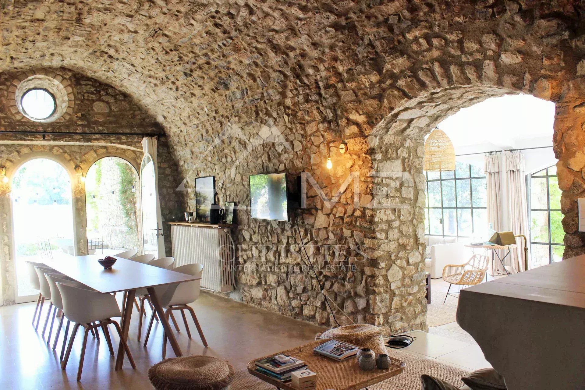 Close to Gordes - Beautiful holiday house