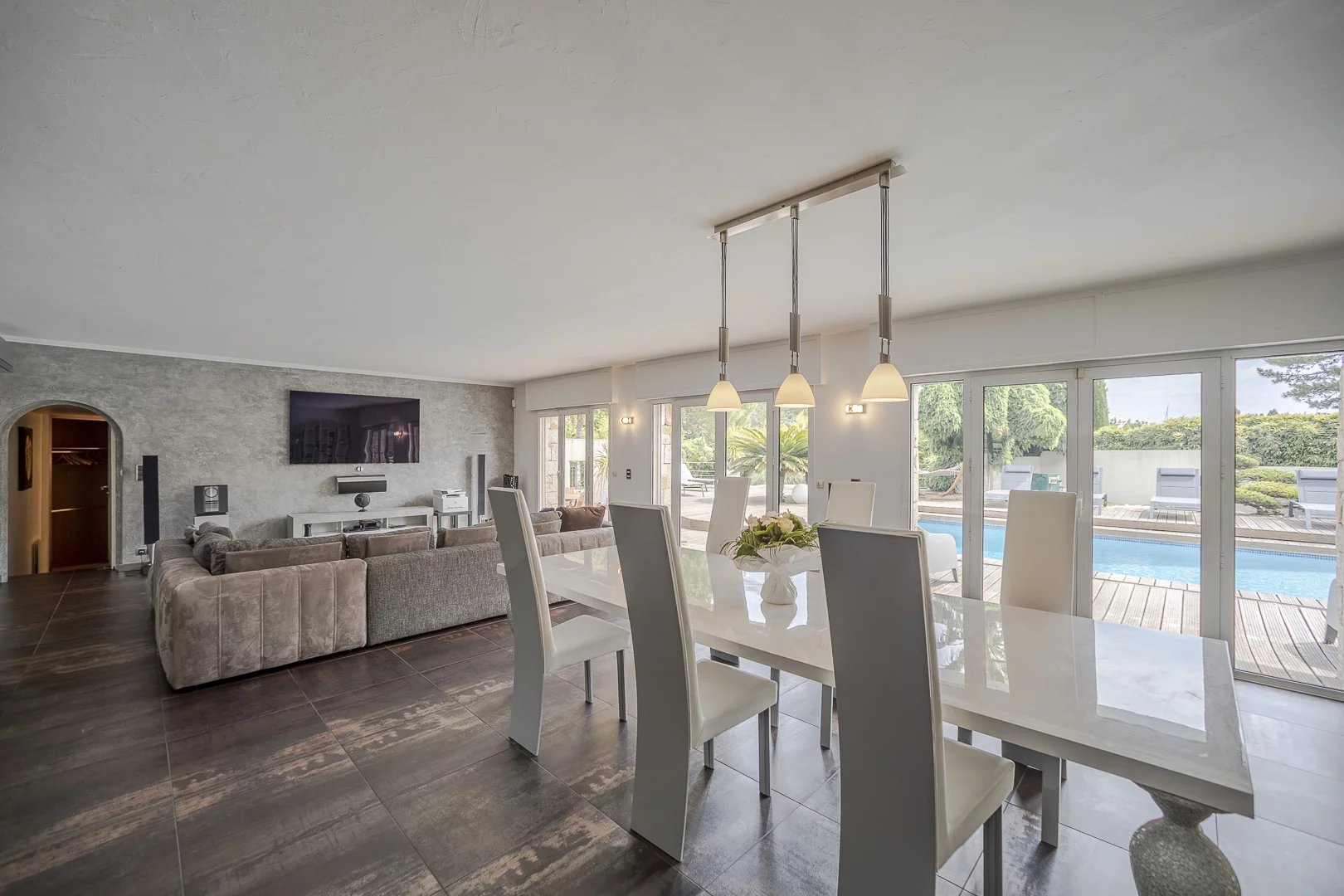 Villa de plain-pied proche Mougins Village