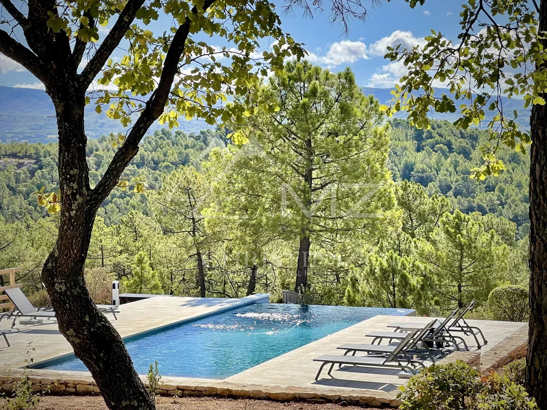 Roussillon - Belle maison de plain-pied avec vue dégagée