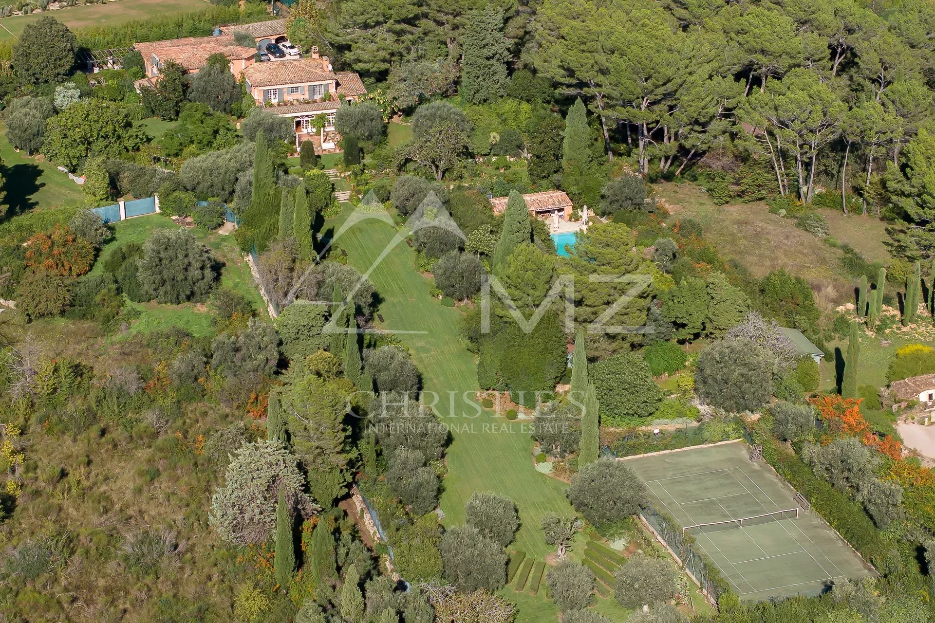 Mougins residential - Rare charming property - Sole Agent