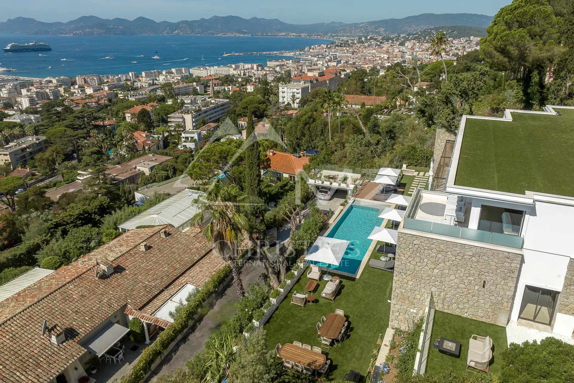 Cannes - Superbe villa vue mer panoramique