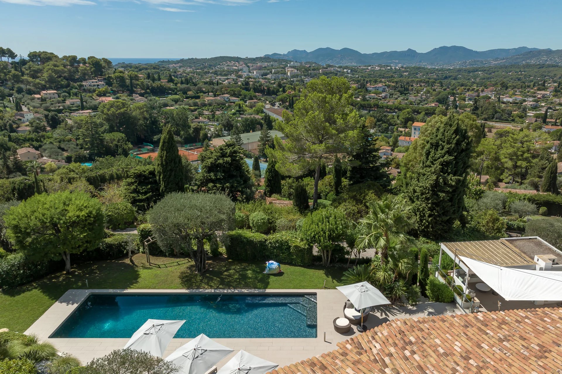 Superbe villa avec vue panoramique