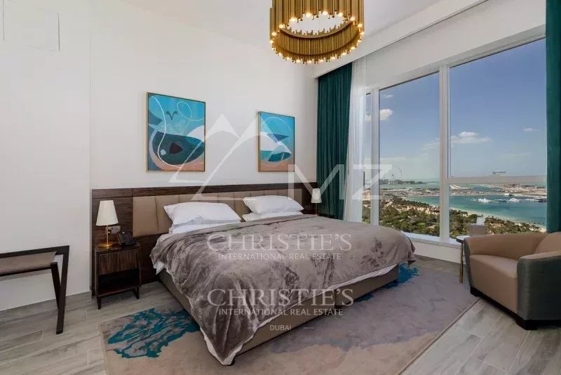 Stunning Views| Fully Furnished | Vacant | Call now