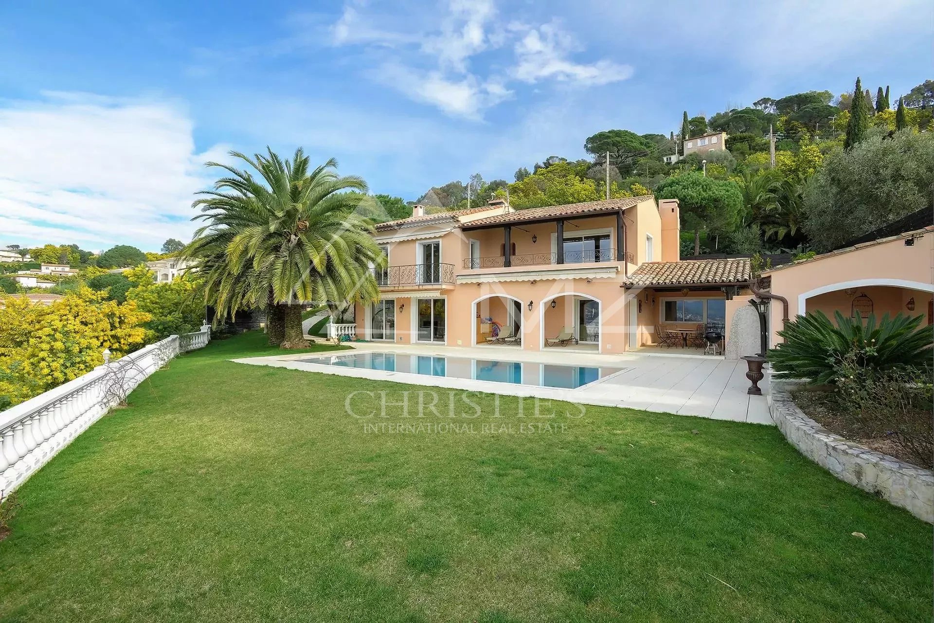 Cannes - Villa au calme avec vue mer