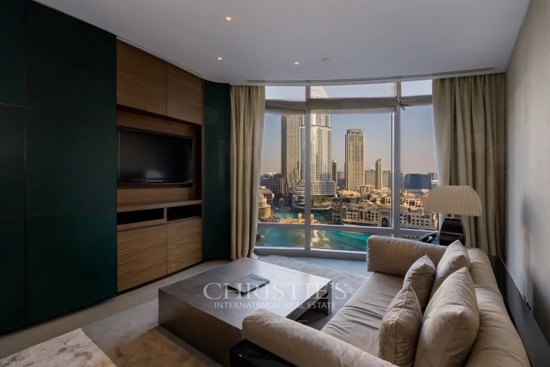 Armani-Designed Apartment with Dubai Fountain View