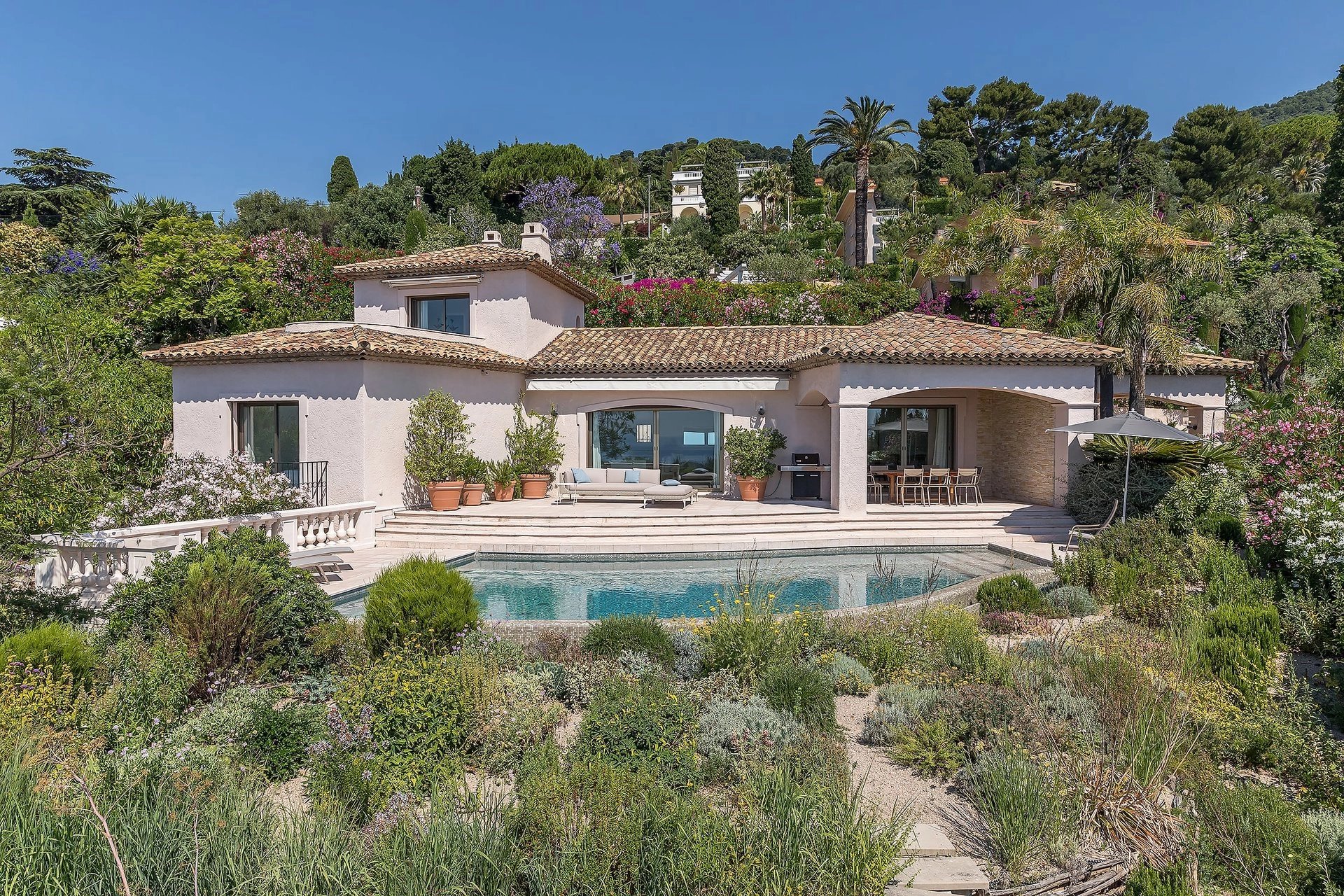 Villefranche-sur-Mer - Superb Provencal Villa