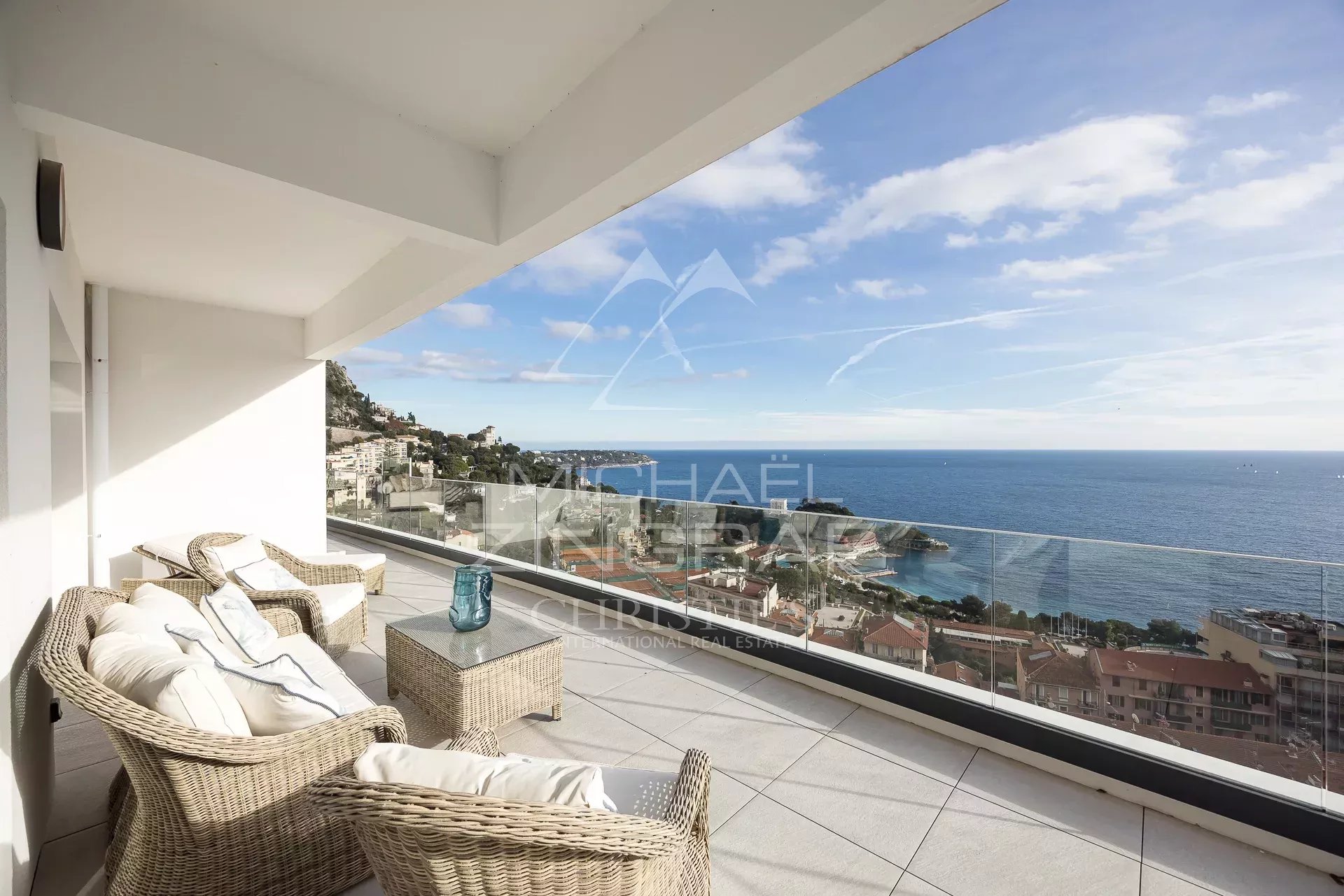 Penthouse - Solarium - Panorama-Meerblick in der Nähe von Monaco